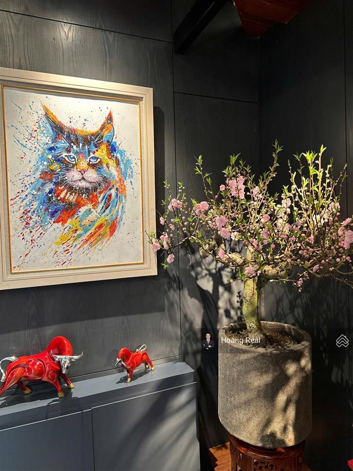 Duy nhất  cho thuê penthouse duplex 260m2  thiết kế thành 3pn  full nội thất  view ôm sông hồng