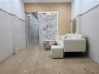 Nhỉnh 1 tỷ sở hữu ngay nhà cao lỗ p4 q8 kế bên parc mall chỉ 400m