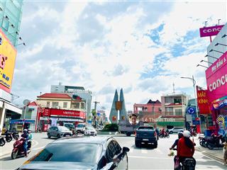 Nền góc xây biệt thự 3 mặt tiềngần chợ bến cát hơn 8triệu/m2sau lưng là công viên