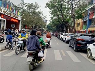 Nhà kim giang giáp với ngã tư sở , nhà mình 8m ra mặt phố kim giang ,, sổ đỏ vuông đẹp ,,, 4 tầng ,
