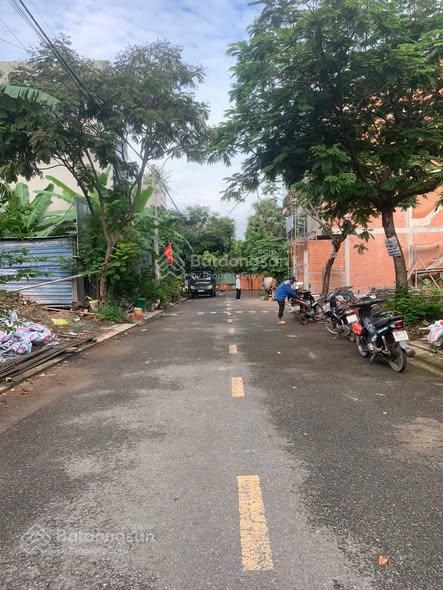 Bán đất đường nhựa 10 mét thông đường 1, p. long trường quận 9, giá 3,7tỷ/75m2
