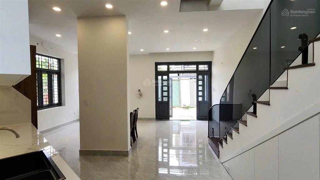 Bán nhà đường 6 long trường, 1 trệt 1 lầu giá 4,5 tỷ/80m2