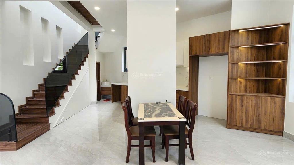 Bán nhà đường 6 long trường, 1 trệt 1 lầu giá 4,5 tỷ/80m2