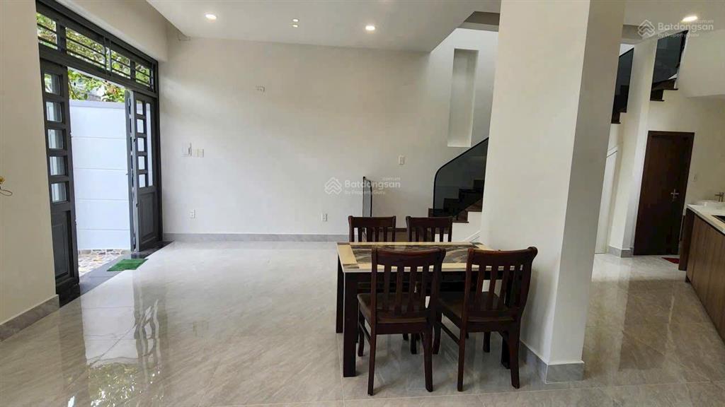 Bán nhà đường 6 long trường, 1 trệt 1 lầu giá 4,5 tỷ/80m2