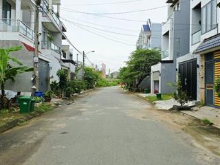 Bán đất bưng ông thoàn, khu công nghệ cao samsung, giá 6,2 tỷ/107m2