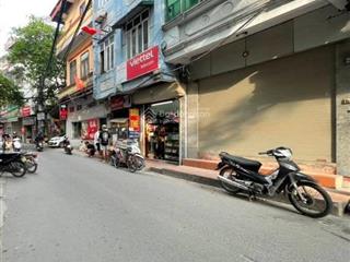 Nhà đẹp.cơ hội thời điểm vàng đầu tư. giá tốt nhất thị trường hiện nay .dân xây.lô góc. gần phố.