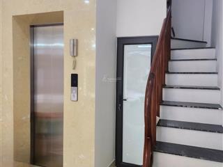 Nhà phố 45m2x6t, 10,3 tỷ thang máy. ô tô 7 chỗ đỗ cổng. nhà mới keng keng. nguyễn đổng chi. bán gấp