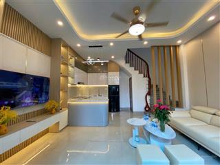 Siêu phẩm quận hoàng mai 42m2 5 tầng 3 phòng ngủ, full nội thất, sổ đỏ, cách ô tô 40m, nhỉnh 5 tỷ