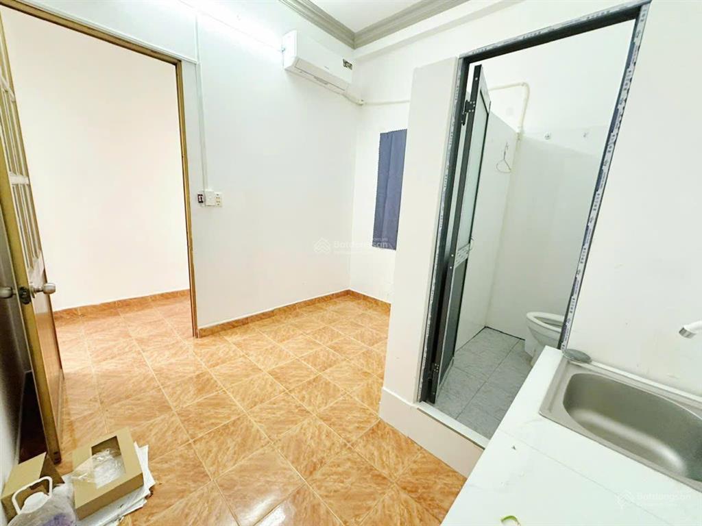 Cho thuê phòng 2tr6  2tr8 mt đường số 10, p13, q.6, ngay phố ẩm thực