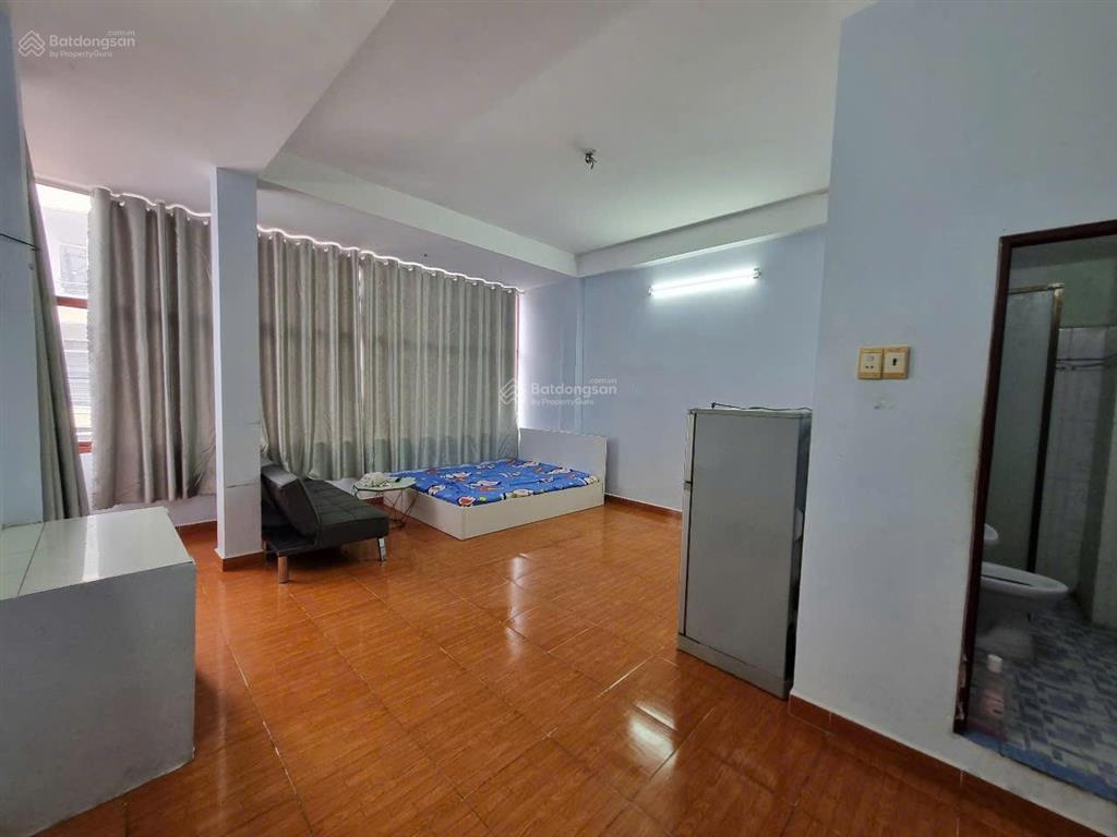 Cho thuê phòng 1pn, sẵn nội thất , 40m2 , khu tên lửa, giá 3tr8  5 triệu/tháng