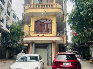 Hàng độc, hàm cá mập thanh xuân, 3 mặt tiền, thế đất hiếm cực vượng khí 90m 4t mt 10m 23.3 tỷ