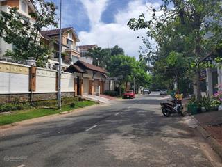 Bán biệt thự nam phú quận 7, 12x24m, 2 lầu. giá 32,5 tỷ (cần bán nhanh)