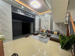 Nhà 1 trệt 3 lầu  4x15 hẻm xe hơi 