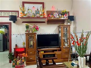 Bán nhà mặt tiền ngang 6,5m , gần siêu thị go , phường đông hoà giáp làng đại học thủ đức