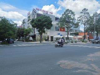 Chính chủ bán lô đất gs2 khu siêu thị big c dĩ an phường đông hòa thành phố chí minh giá 7 tỷ dt81