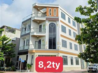 Bán 5 căn nhà từ 4 tới 10tỷ phường đông hoà dĩ an tphcm giáp làng đại học  0975 339 ***