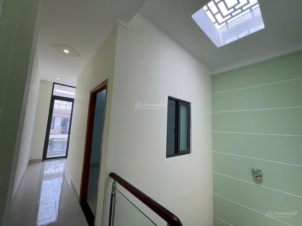 Nhà trục chính khu dân cư phú hồng thịnh 6, phường đông hoà, tphcm, diện tích 60m2 giá 5.8 tỷ