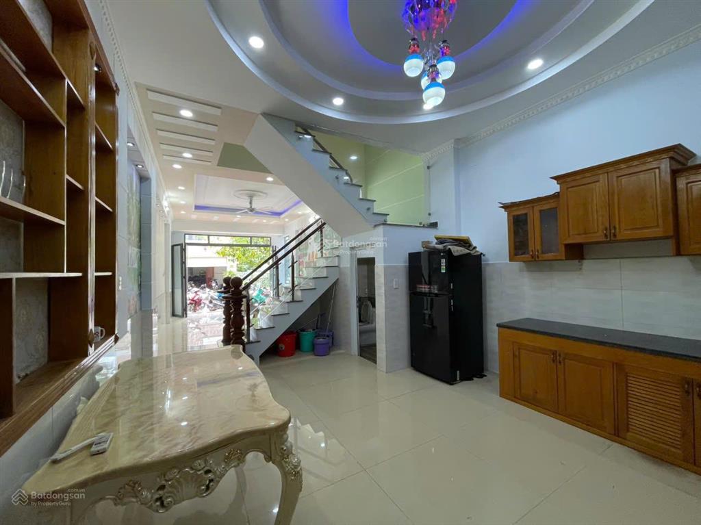 Nhà trục chính khu dân cư phú hồng thịnh 6, phường đông hoà, tphcm, diện tích 60m2 giá 5.8 tỷ