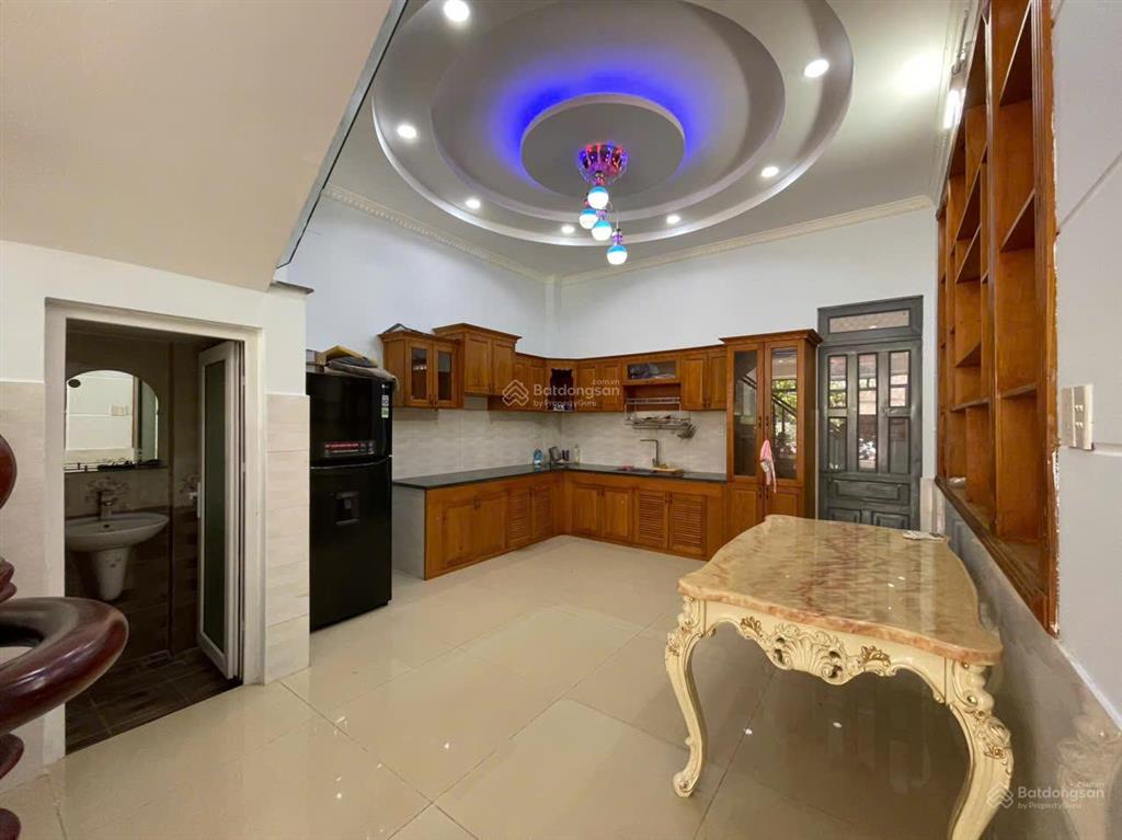 Nhà trục chính khu dân cư phú hồng thịnh 6, phường đông hoà, tphcm, diện tích 60m2 giá 5.8 tỷ