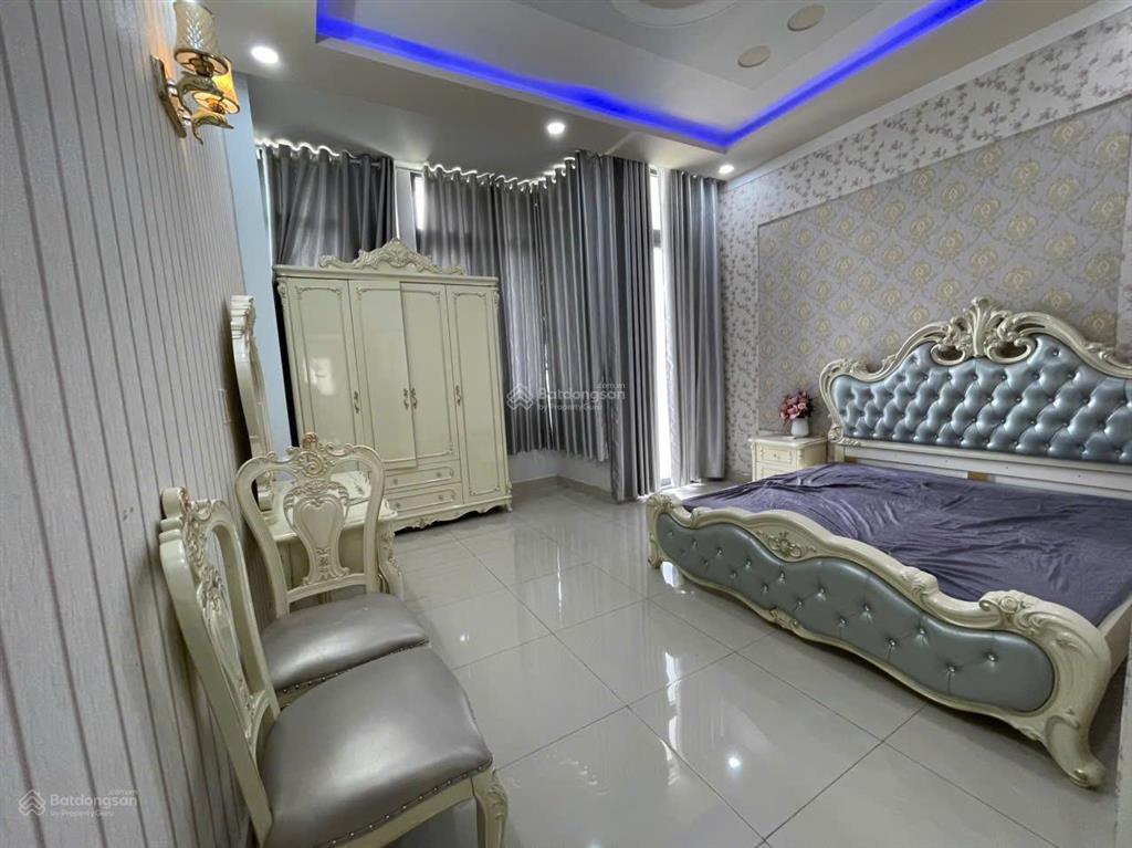 Nhà trục chính khu dân cư phú hồng thịnh 6, phường đông hoà, tphcm, diện tích 60m2 giá 5.8 tỷ