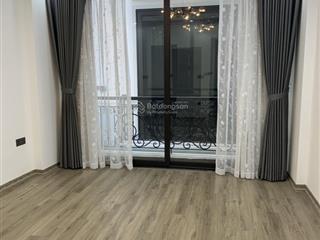 Bán nhà riêng yên hòa, 32 mét 5 tầng, nhà mới chưa ở