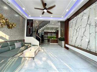 Víp phố đoàn thị điểm, nhà lô góc, ngõ nông, ô tô đỗ cổng, dân xây chắc chắn, dt 50m2 * 4t