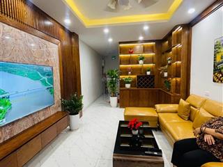 Hiếm! phố cát linh, thang máy, cách ô tô 20m, gần mặt phố, ngõ thông kinh doanh, dt 41m2 * 5 tầng