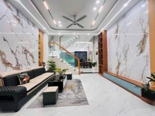 Siêu phẩm phố hoàng cầu, ngõ nông gần phố, cách ô tô 50m, 2 thoáng full nội thất ở ngay, dt 39m* 5t