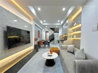 Cực hiếm phố láng hạ, nhà mới 2 thoáng, ở ngay, gần rạp chiếu phim qg, cách ô tô 40m, dt 37m2 * 5t