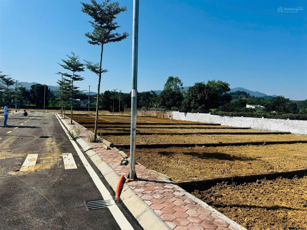 Chính chủ cần bán lô đất 100m² full thổ cư  vị trí đẹp tại phú cát, hà nội