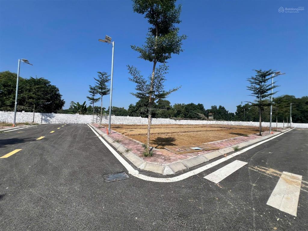 Chính chủ cần bán lô đất 100m² full thổ cư  vị trí đẹp tại phú cát, hà nội