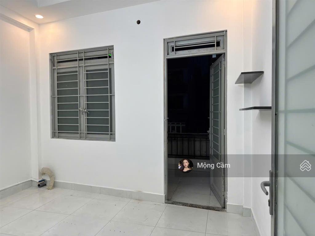 Giảm mạnh 2 tỷ bán căn mặt tiền đường nguyễn thái sơn  p.4, q.gò vấp  shr, giá bán 13,6 tỷ (tl)