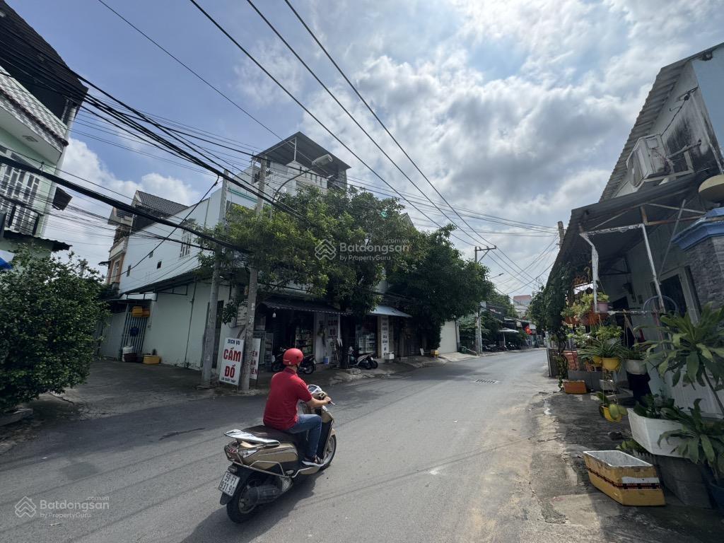 Lô đất hxh đẹp vuông từng cm gần trương văn hải, q9