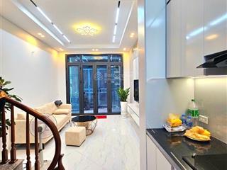 Bán nhà riêng  đẹp  xuân la, tây hồ giá cực tốt. gần trường đại học nội vụ. 52m2  10,5 tỷ