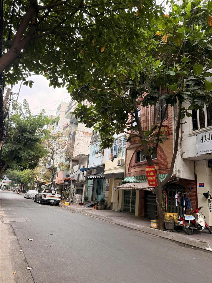 Bán gấp nhà mặt phố lạc long quân, 14,2 tỷ, 63m2, 5pn, 5wc, q11, hcm