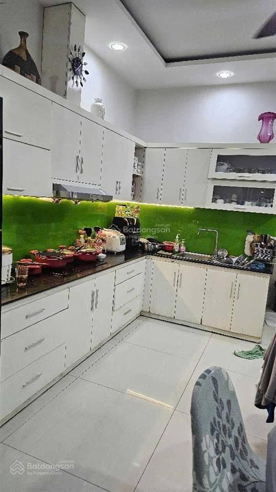 Nhà đẹp hxh 4 tầng ngay bàu cát, âu cơ xe hơi ngủ nhà chỉ nhỉnh 12 tỷ tl