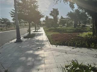 Chính chủ bán cắt lỗ lô góc ngã tư 5c.05.22 phân khu para grus dự án kn paradise cam ranh