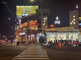 Bán mặt tiền 9x20m, đường phan văn hớn  ngay ngã tư trường chinh