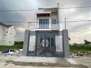 Nhà 01 trệt, 01 lầu mới xây phường 8 tp vĩnh long nay là phường tân hạnh tỉnh vĩnh long