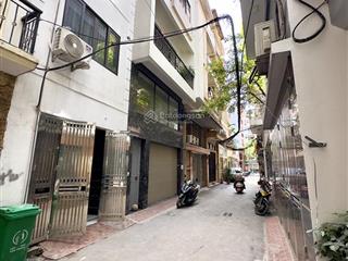 Toà nhà căn hộ dịch vụ cao cấp khu phân lô quân đội vip nhất thanh xuân quận ô tô tải vào nhà 8t