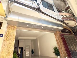50 m mặt phố 6 tầng thang máy nhà đẹp hết ý trước nhà 4m kinh doanh đa dạng sổ đỏ nở hậu nhẹ