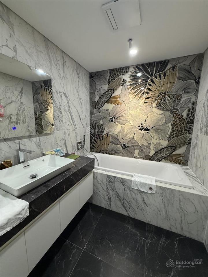 Bán nhà phố tạ quang bửu bạch mai 65m2 chào 17.x tỷ