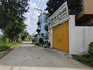 Bán lô đất samsung village đường bưng ông thoàn 50,4m2 giá 3,6 tỉ