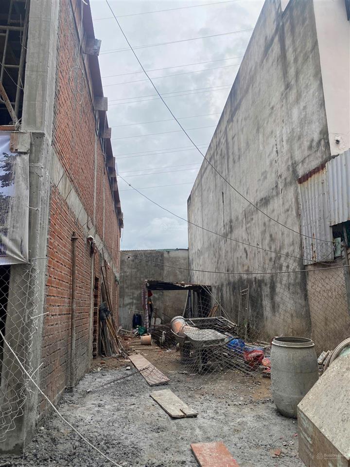 Bán đất đường 16, phường linh trung, sát bên bệnh viện thủ đức giá 5,5 tỉ diện tích 80m2