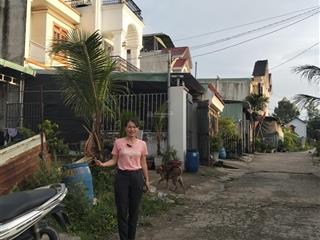 Bán đất đt lớn 150m2, sổ hồng riêng, hẻm xe hơi ( 50 m ra đường lớn) giá chỉ 2,6 tỷ tp dĩ an hcm