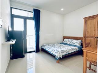 Căn hộ studio ban công 30m2 full nt, hầm xe thang máy, máy giặt riêng