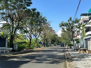 Bán biệt thự đường liên phường, liền kề global city, 10m x 20m, 2 lầu, mái tum  giá chỉ 25 tỷ