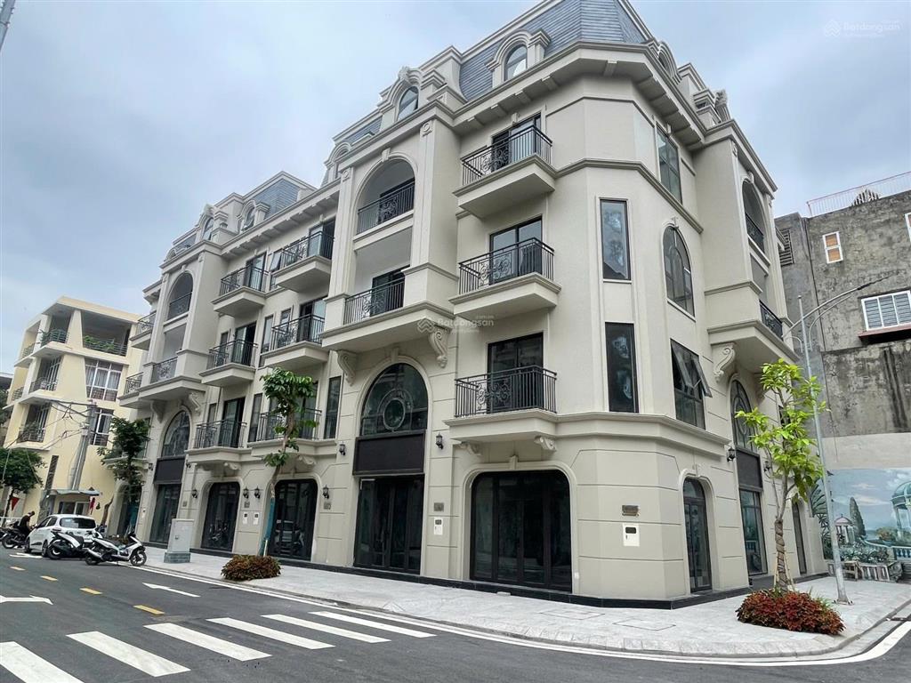 Chuyển nhượng căn liền kề dự án royal river city 80 hạ lý, hồng bàng, hải phòng. giá tốt