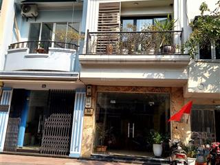 Bán nhà mặt phố tại đường yên phụ 73m2, giá 26 tỷ. tây hồ