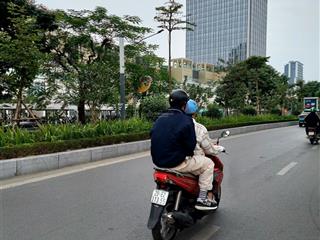 Bán nhà mặt phố tại đường lạc long quân 210m2, giá 77 tỷ. tây hồ